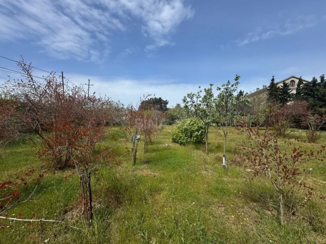 Satılır torpaq sahəsi 25 m²