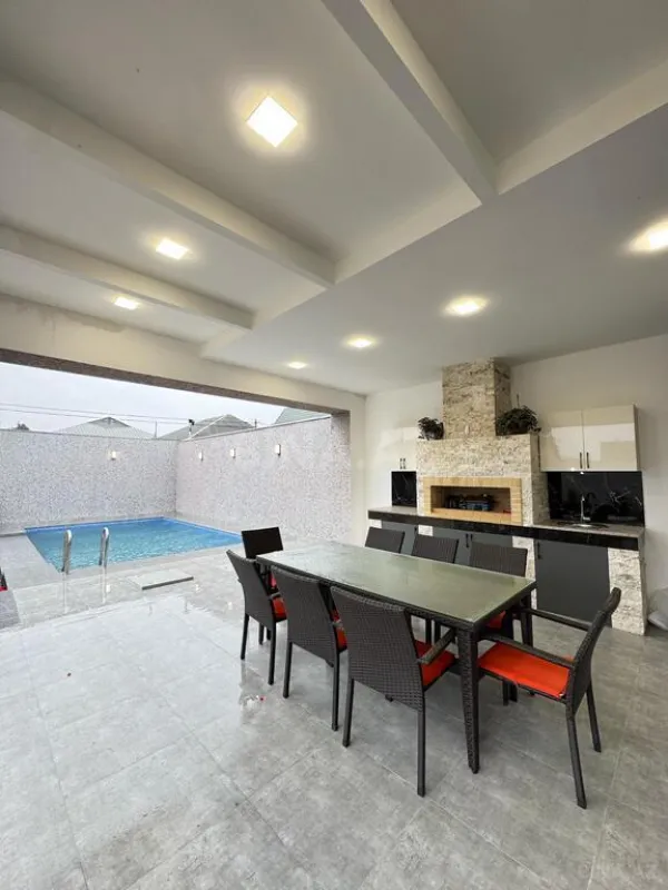 Satılır 4 otaqlı həyət evi 200 m²