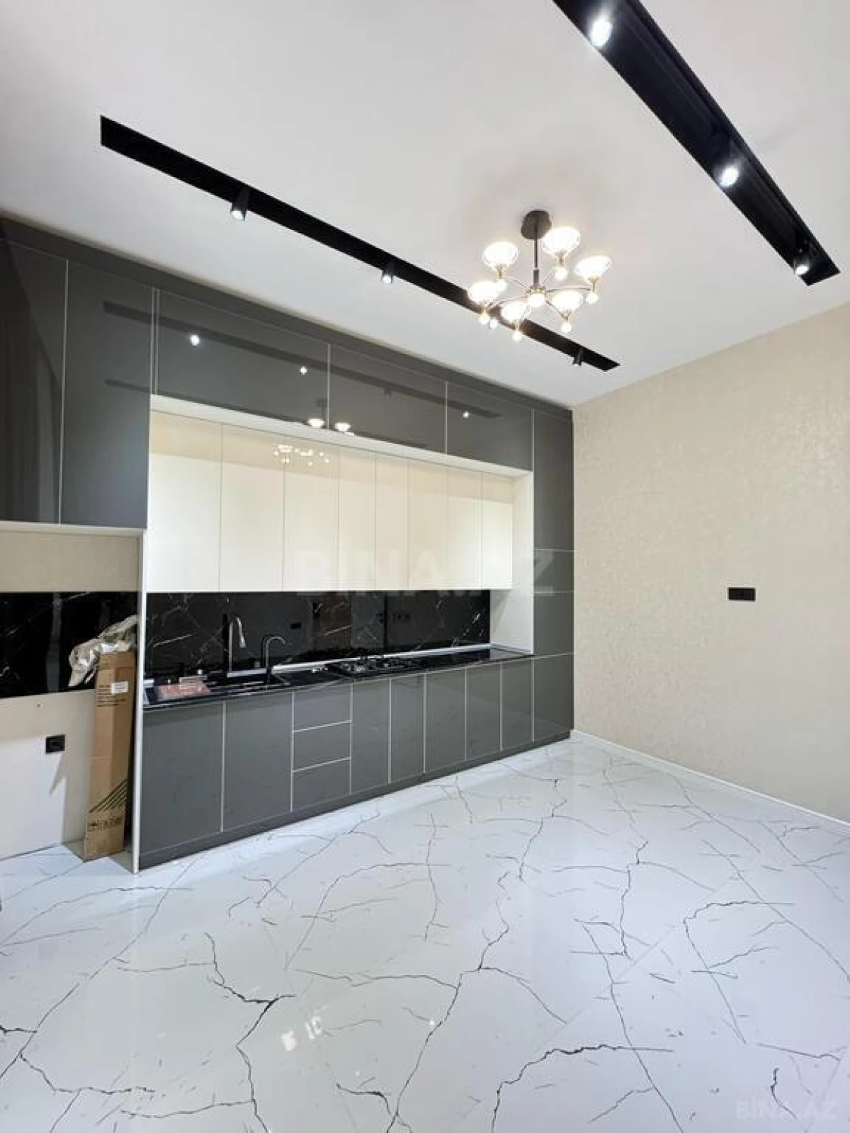 Satılır 4 otaqlı həyət evi 200 m²