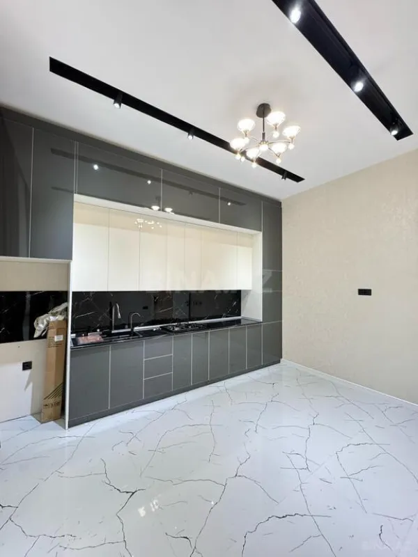 Satılır 4 otaqlı həyət evi 200 m²