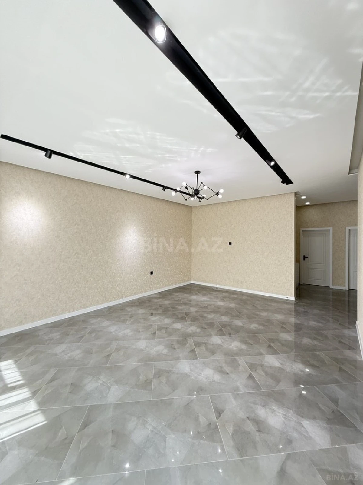 Satılır 4 otaqlı həyət evi 160 m²