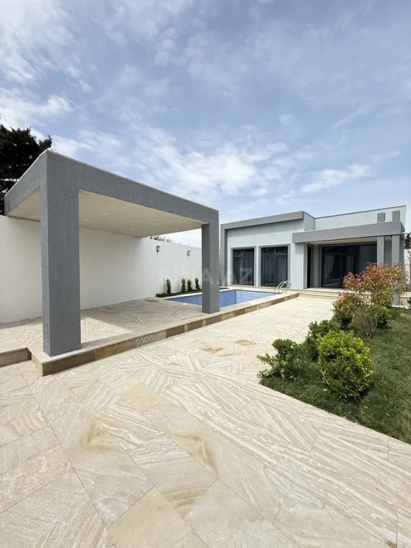 Satılır 4 otaqlı həyət evi 160 m²