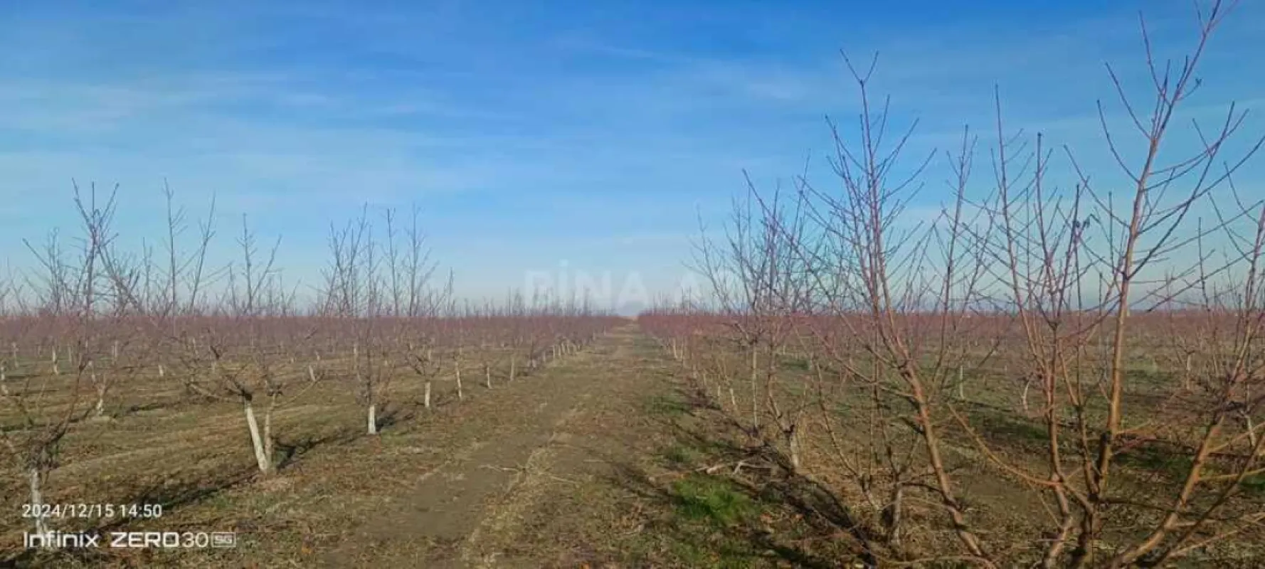 Satılır torpaq sahəsi 2300 m²