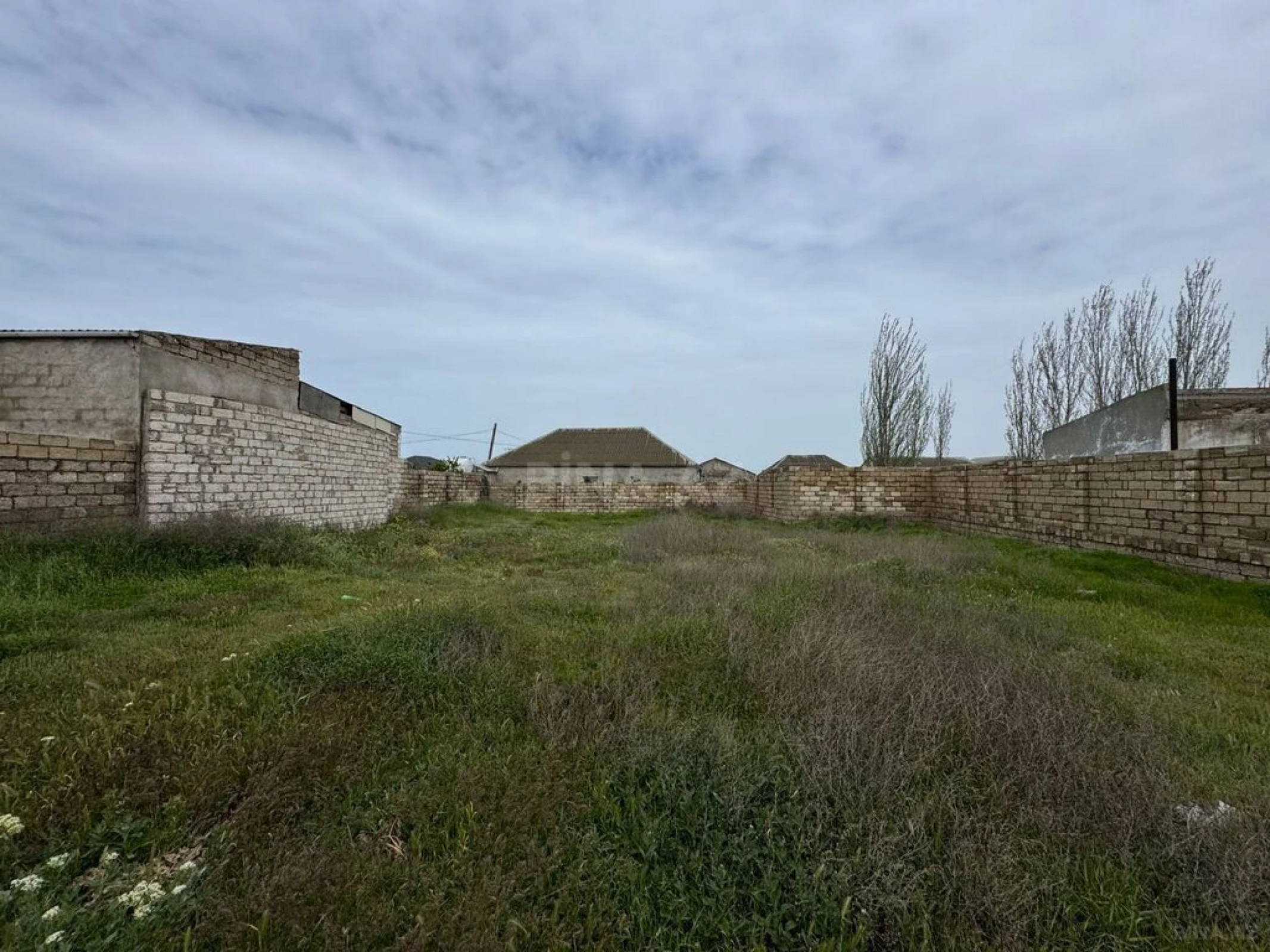 Satılır torpaq sahəsi 6 m²