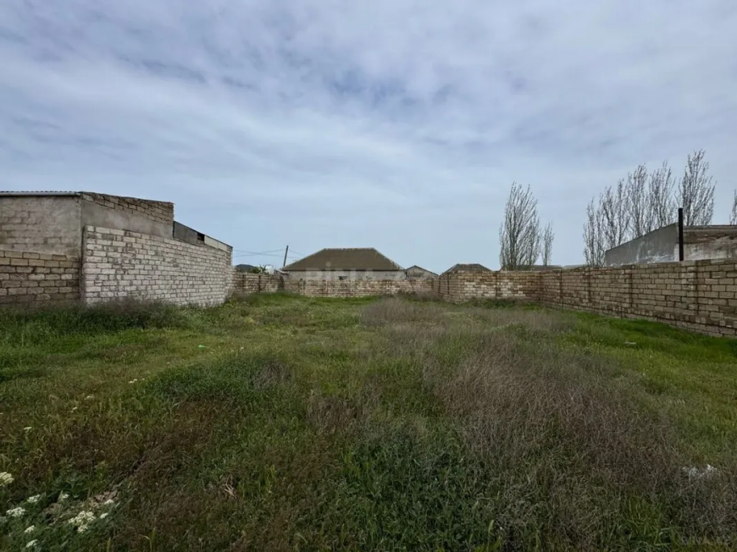 Satılır torpaq sahəsi 6 m²