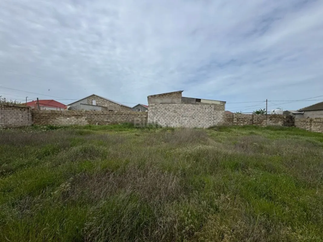 Satılır torpaq sahəsi 6 m²