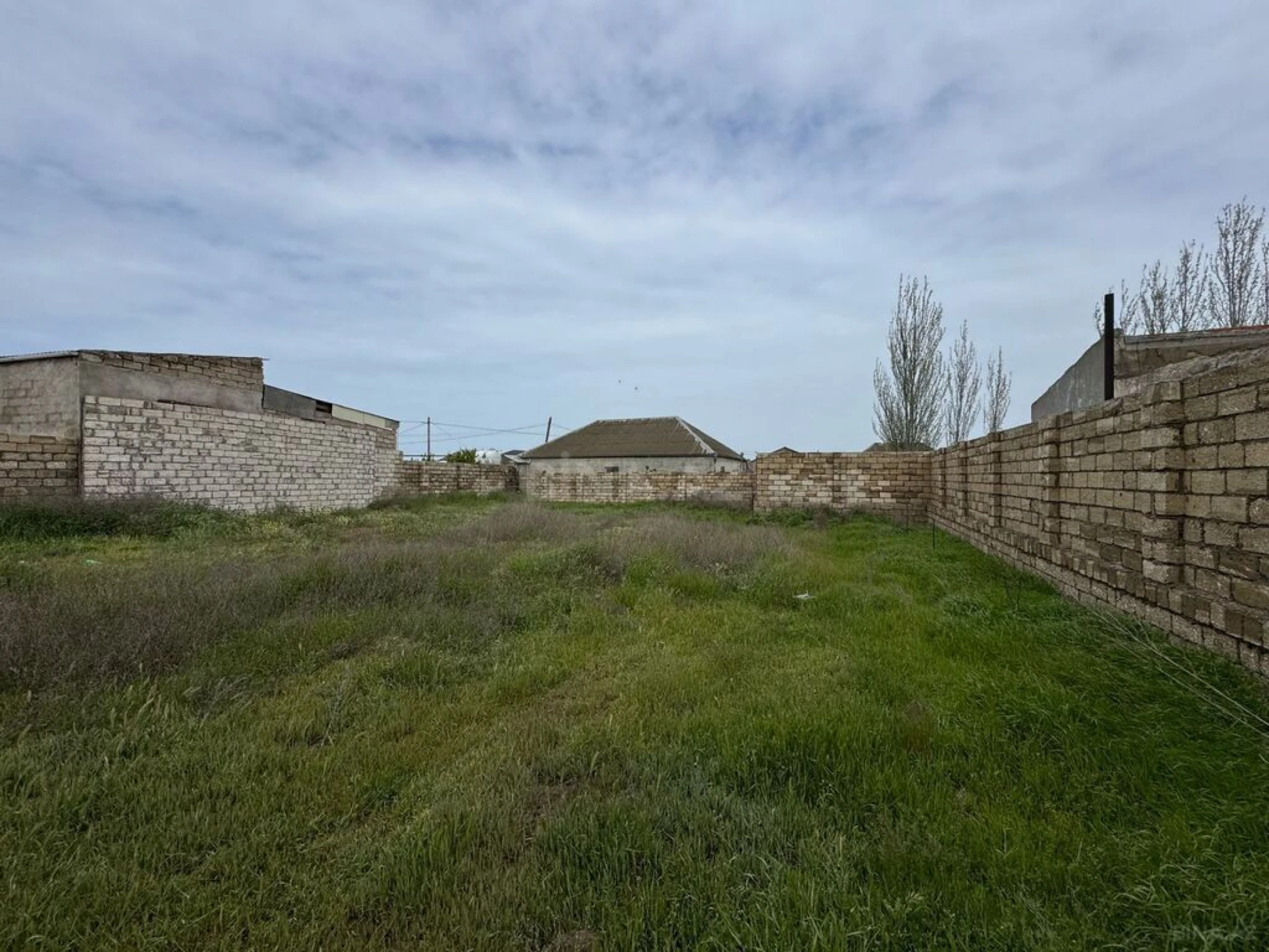 Satılır torpaq sahəsi 6 m²