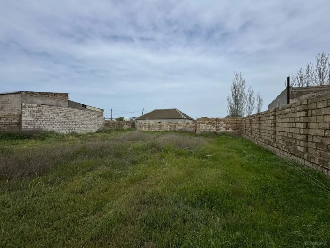 Satılır torpaq sahəsi 6 m²