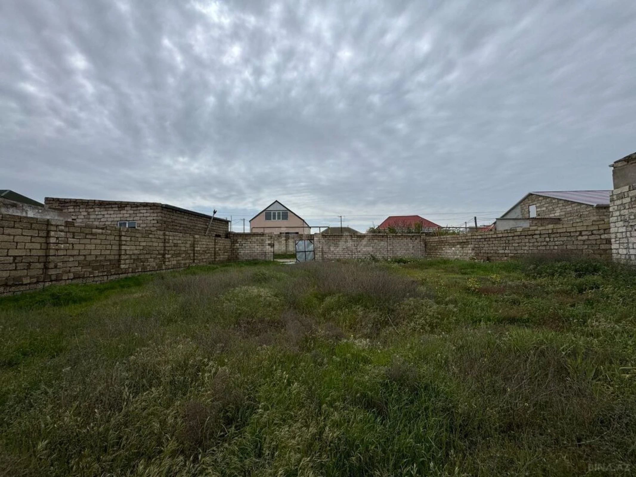 Satılır torpaq sahəsi 6 m²