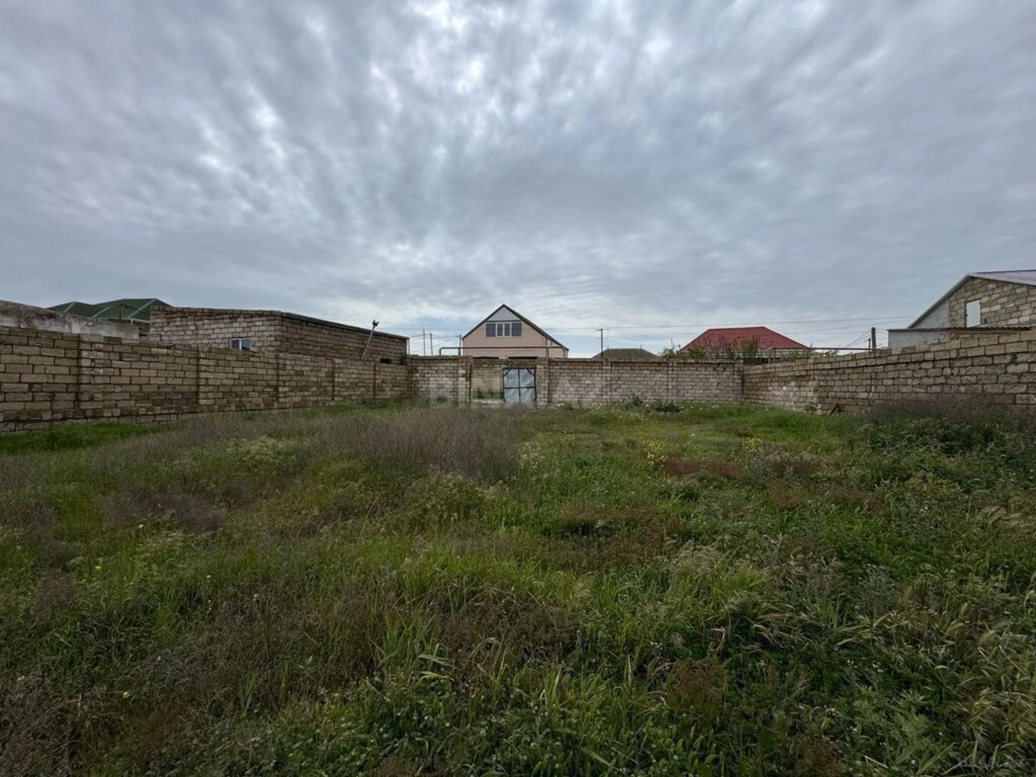 Satılır torpaq sahəsi 6 m²