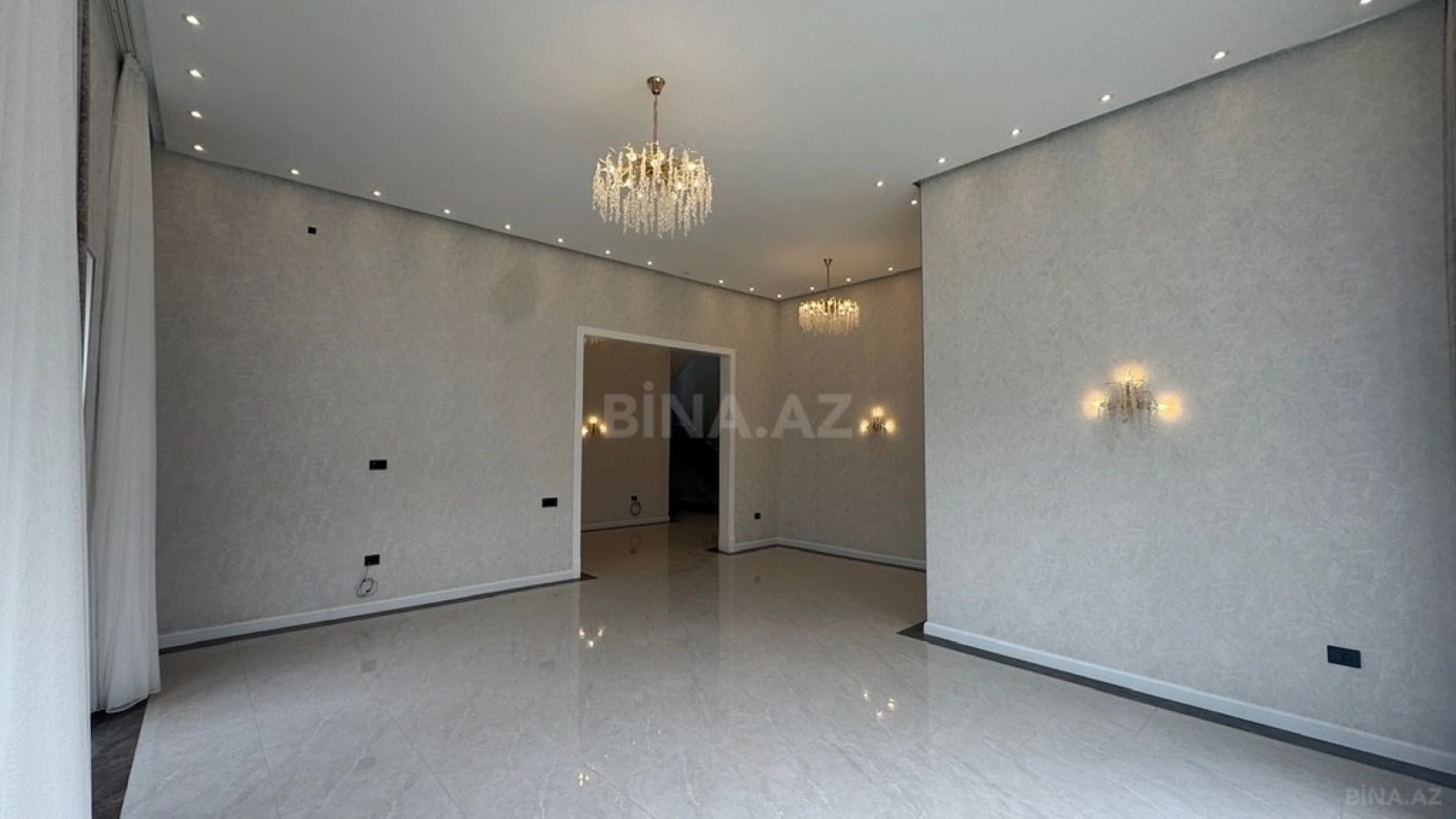 Satılır 6 otaqlı həyət evi 440 m²