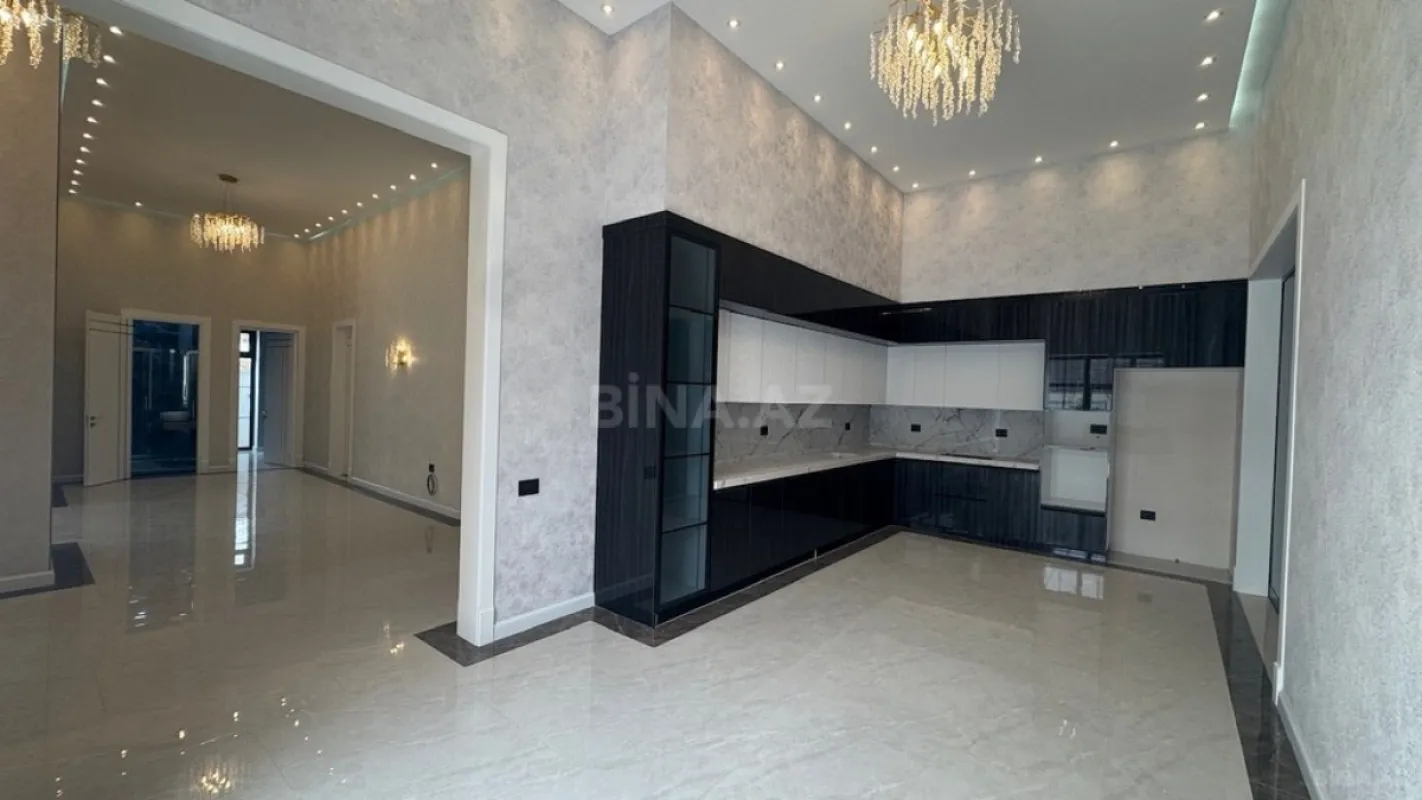 Satılır 6 otaqlı həyət evi 440 m²
