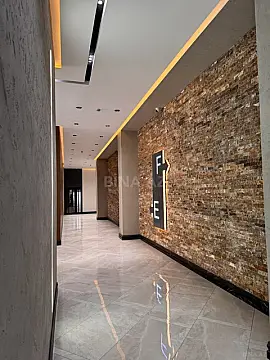 Satılır 3 otaqlı mənzil 107 m²