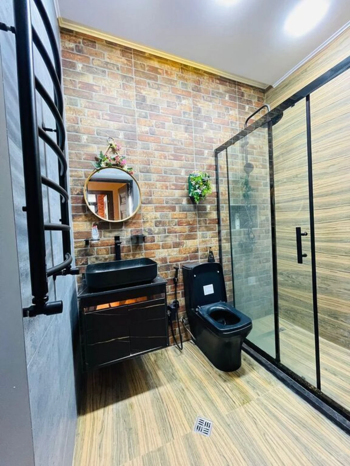 Satılır 3 otaqlı mənzil 150 m²