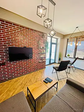 Satılır 3 otaqlı mənzil 150 m²