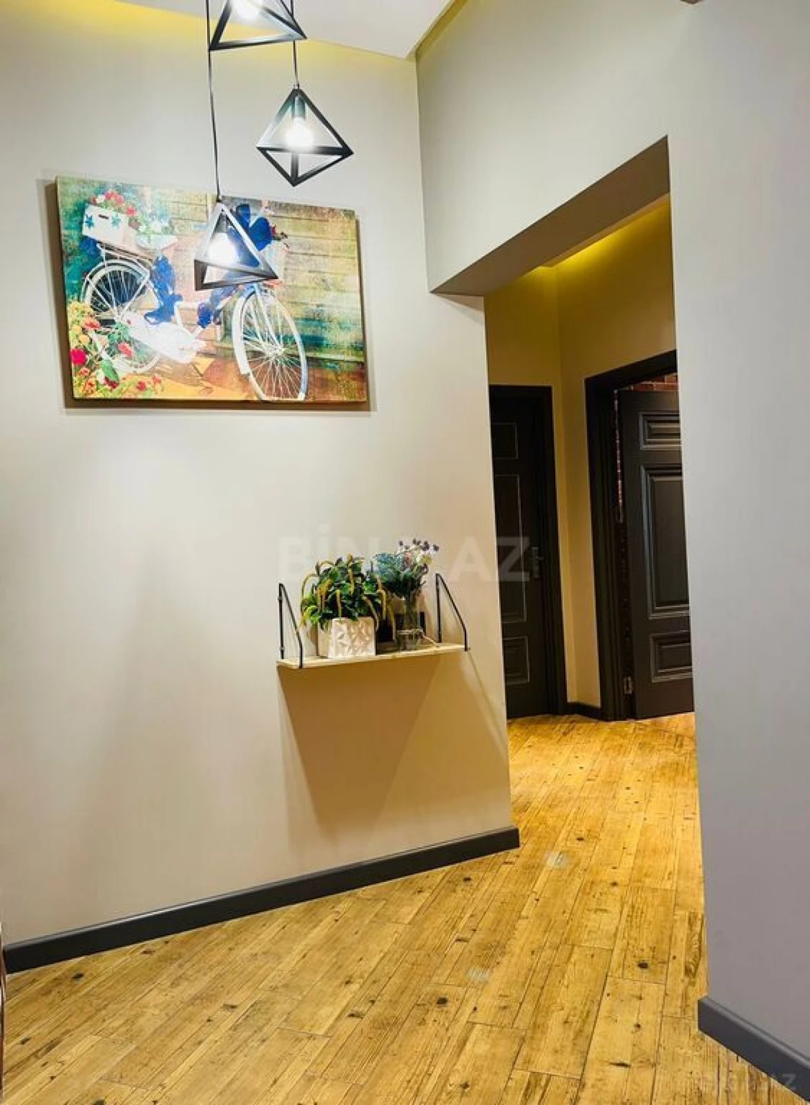 Satılır 3 otaqlı mənzil 150 m²