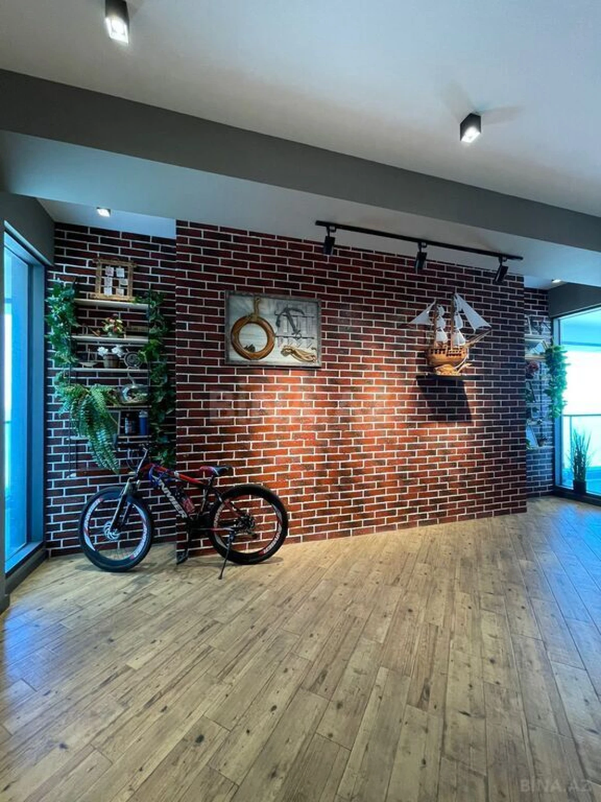 Satılır 3 otaqlı mənzil 150 m²