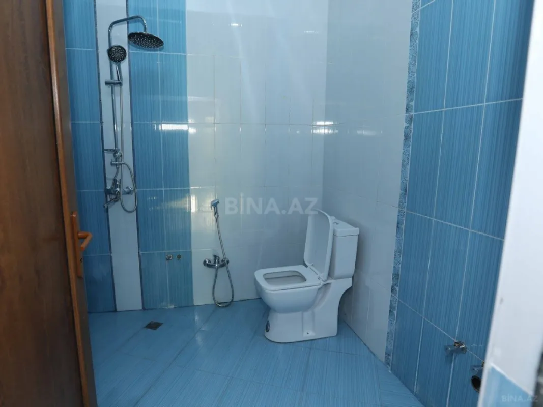 Satılır 7 otaqlı həyət evi 1000 m²