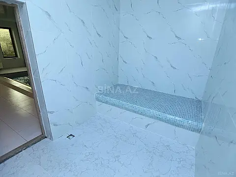 Satılır 7 otaqlı həyət evi 1000 m²