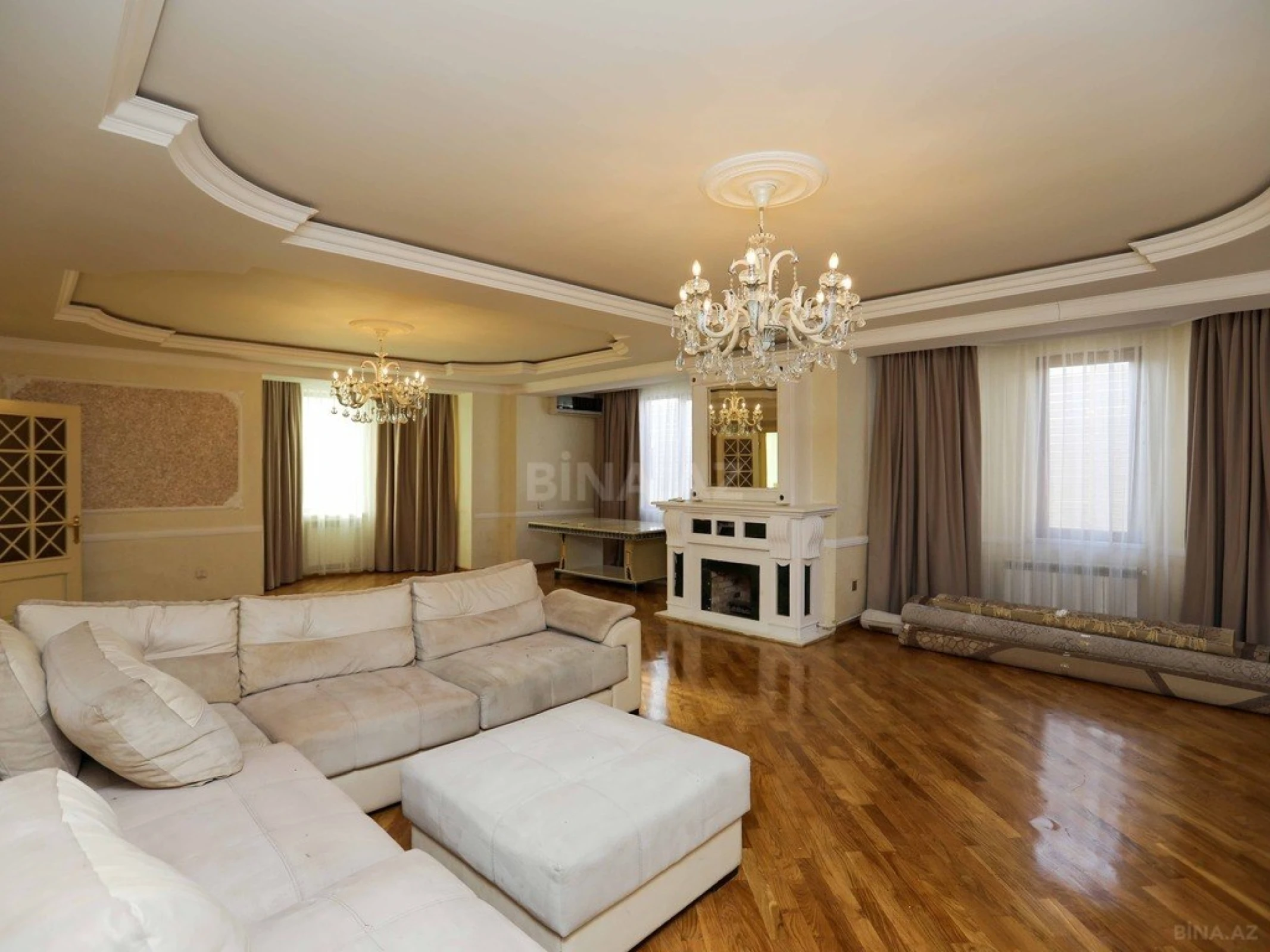 Satılır 7 otaqlı həyət evi 1000 m²