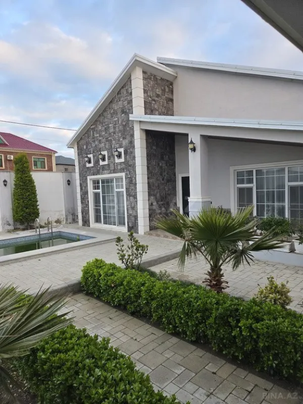 Kirayə verilir 3 otaqlı həyət evi 180 m²