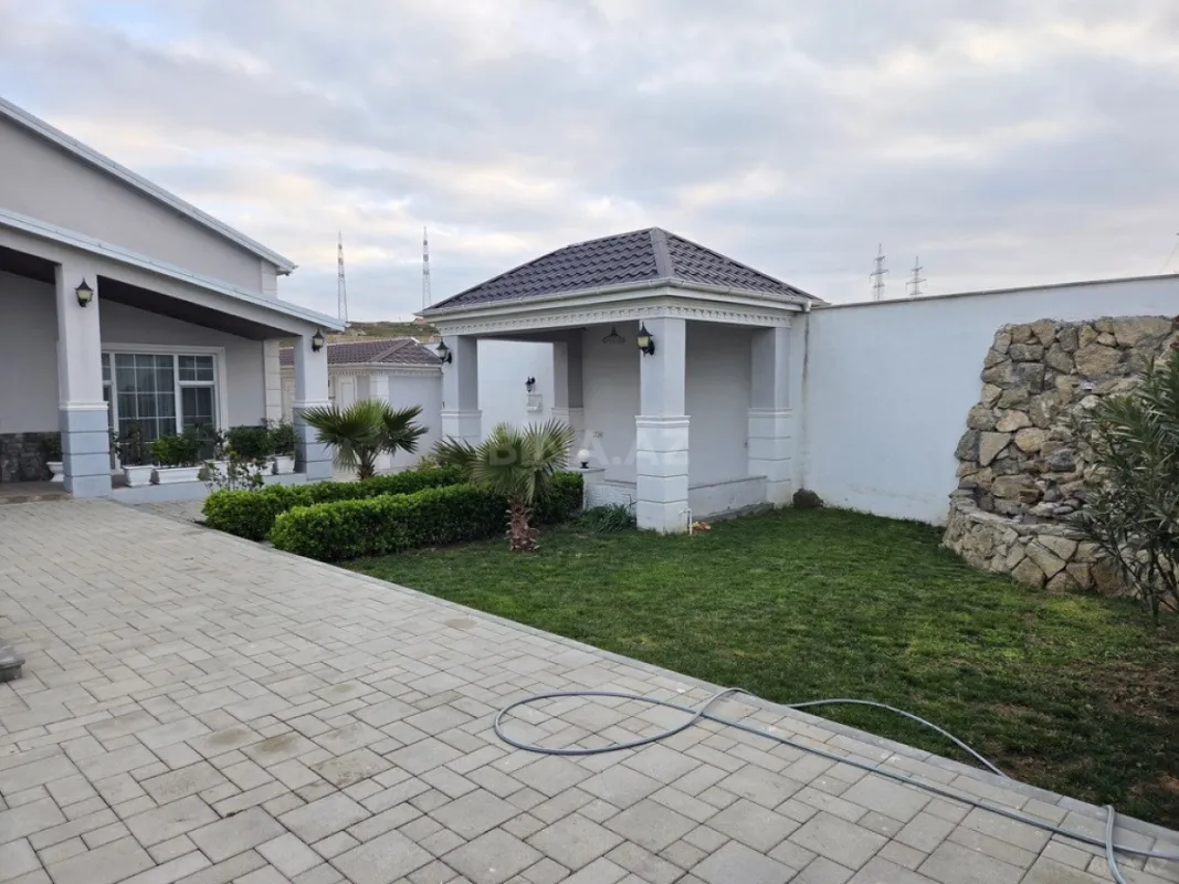 Kirayə verilir 3 otaqlı həyət evi 180 m²