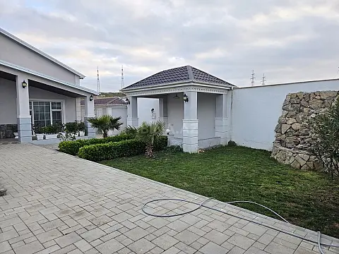 Kirayə verilir 3 otaqlı həyət evi 180 m²