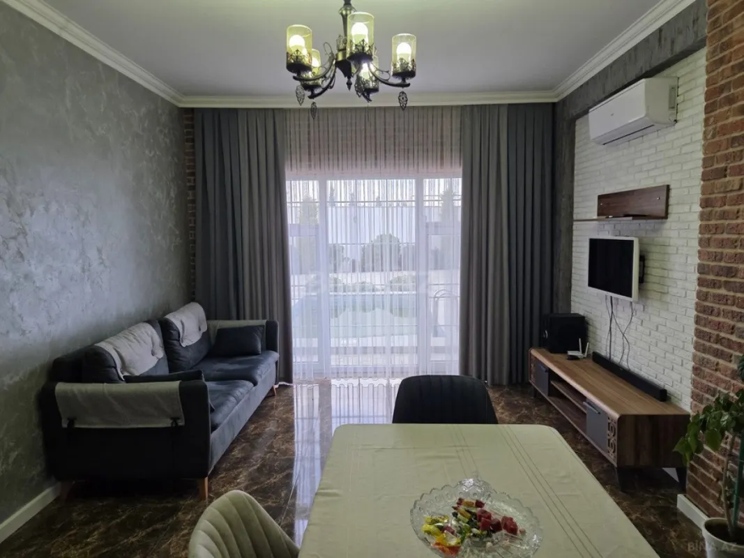 Kirayə verilir 3 otaqlı həyət evi 180 m²