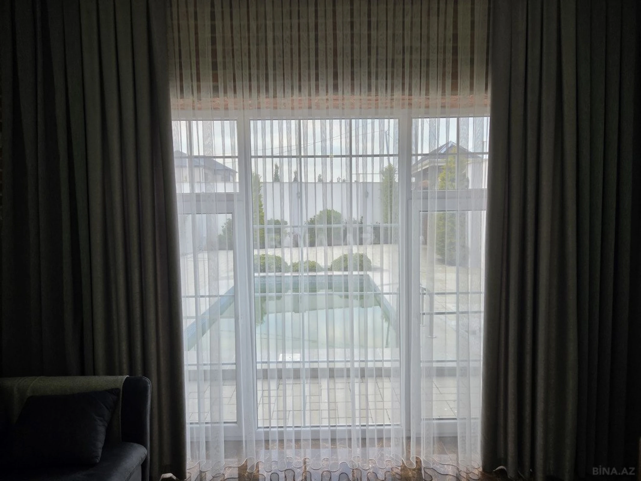 Kirayə verilir 3 otaqlı həyət evi 180 m²