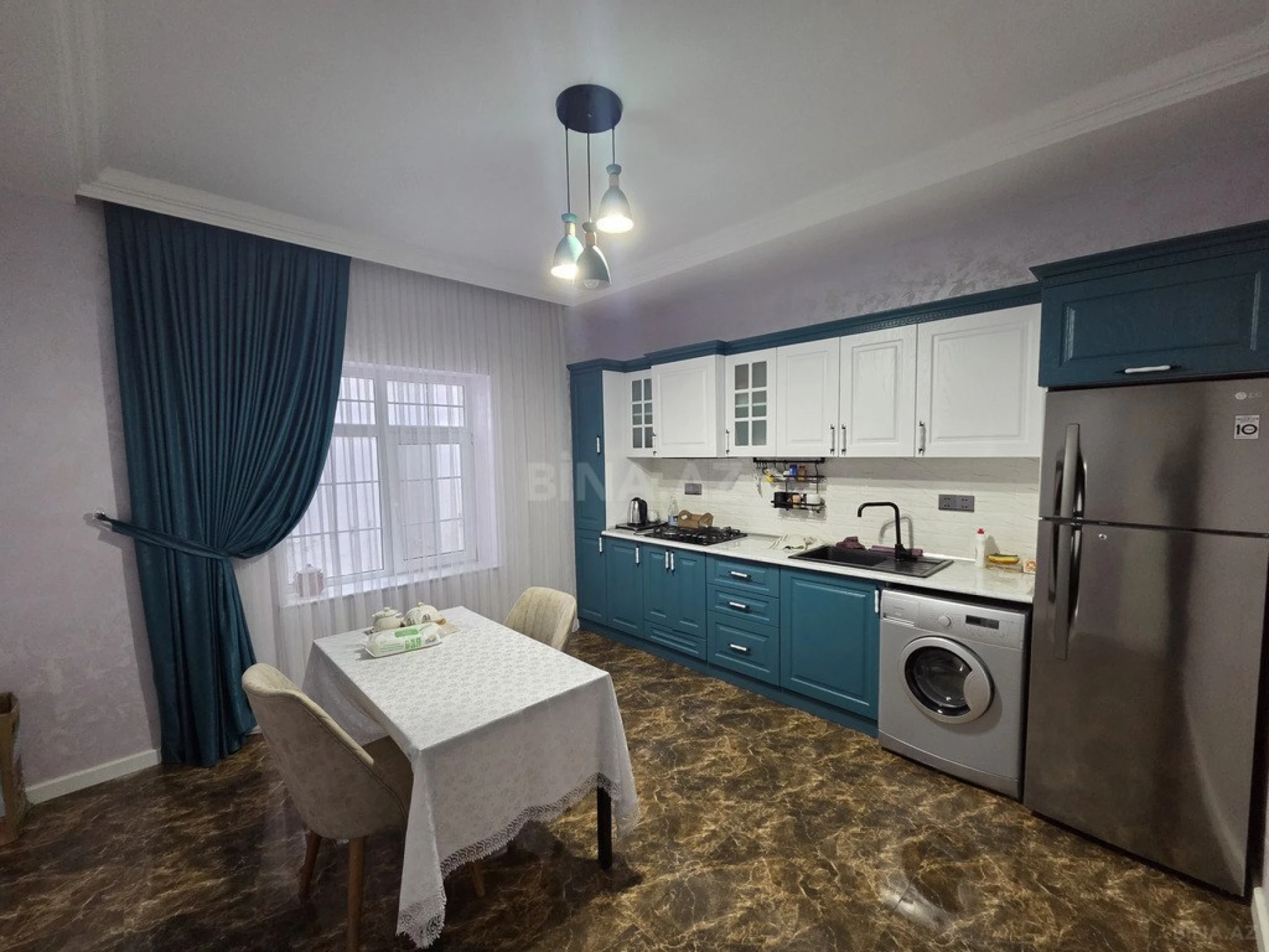 Kirayə verilir 3 otaqlı həyət evi 180 m²