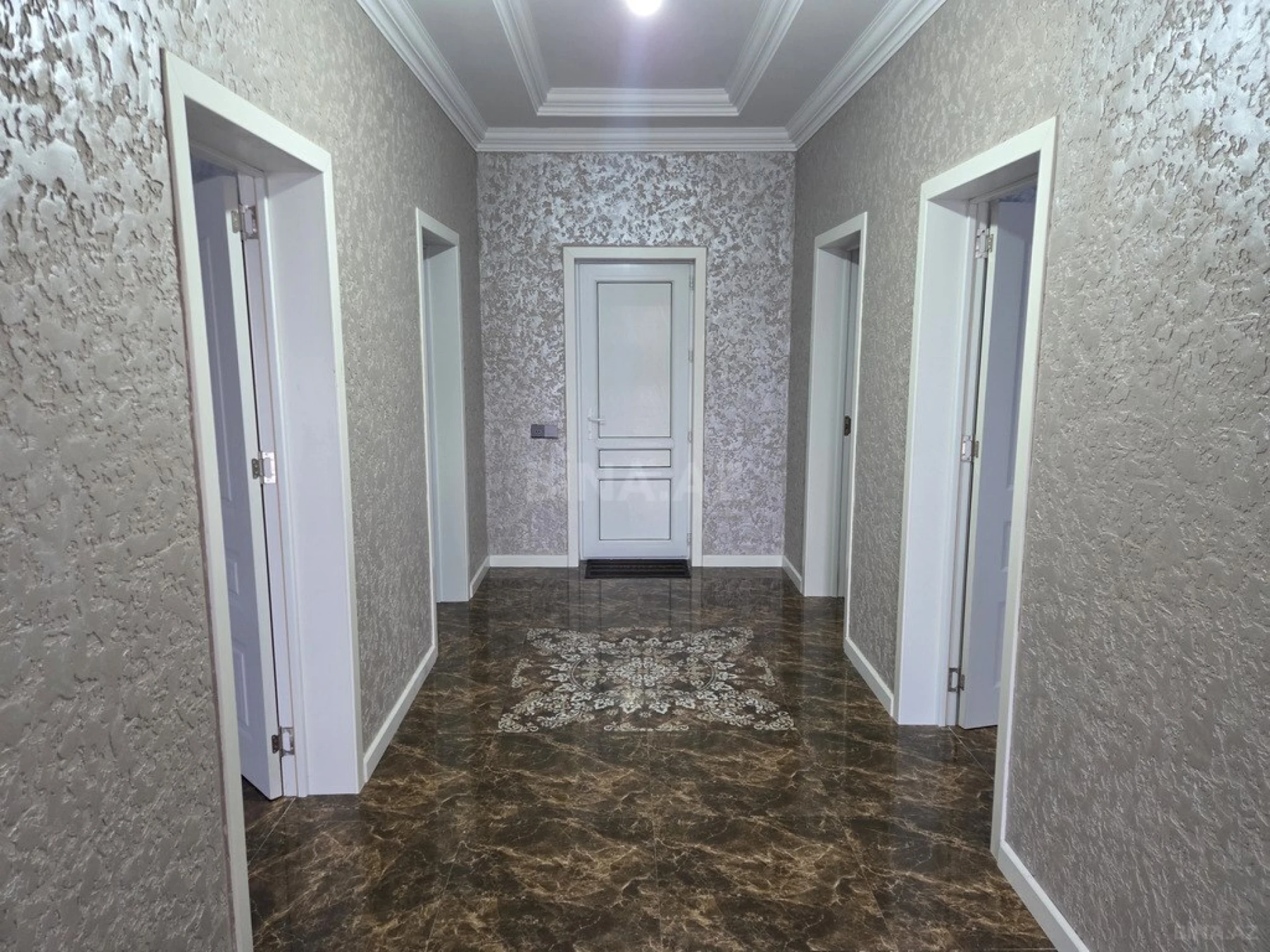 Kirayə verilir 3 otaqlı həyət evi 180 m²