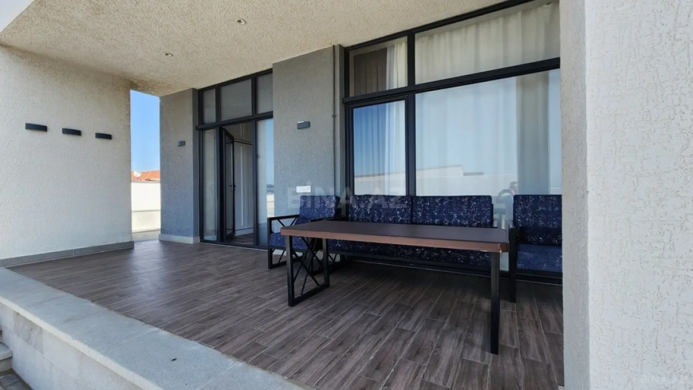 Kirayə verilir 5 otaqlı həyət evi 260 m²