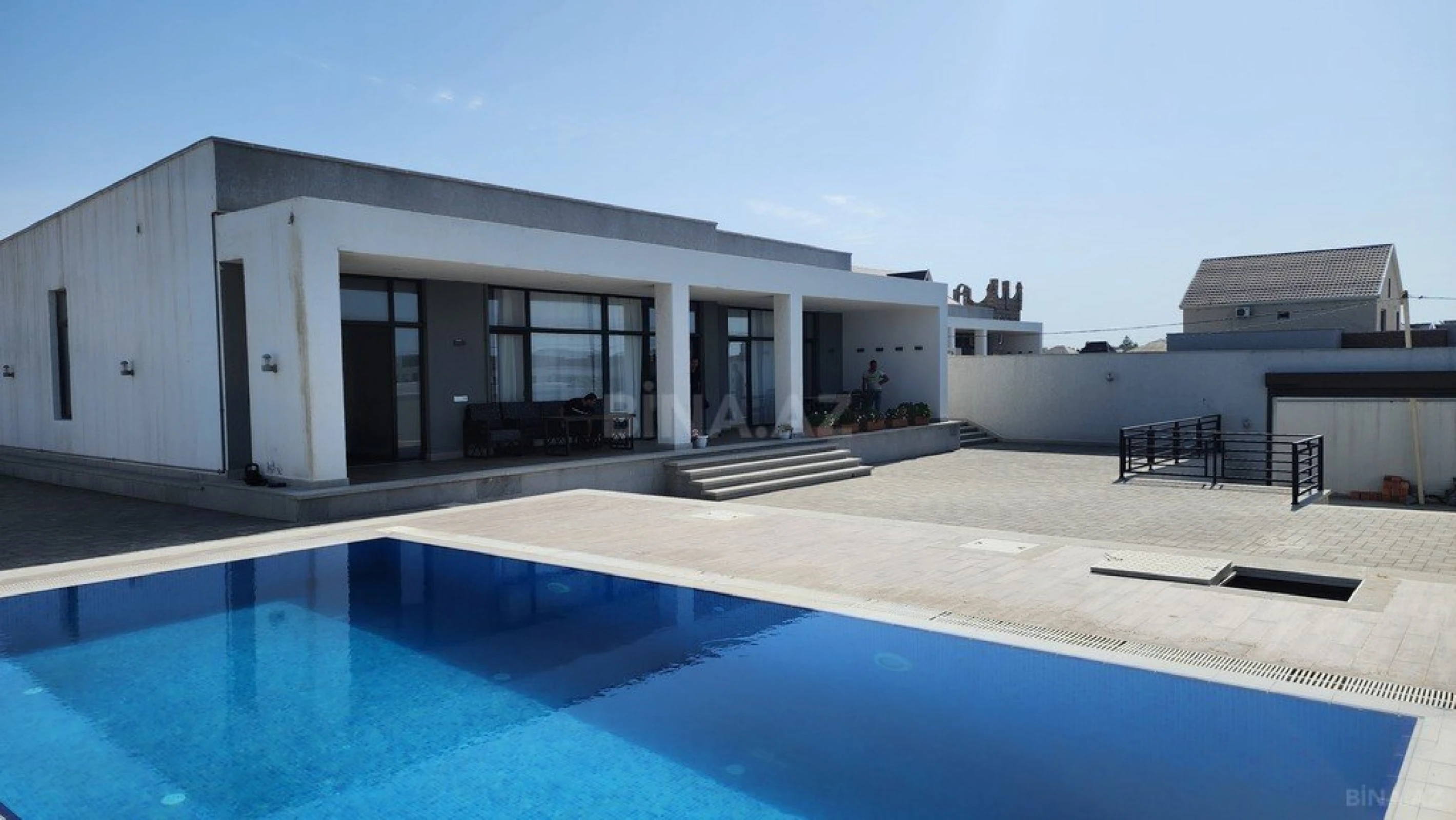 Kirayə verilir 5 otaqlı həyət evi 260 m²