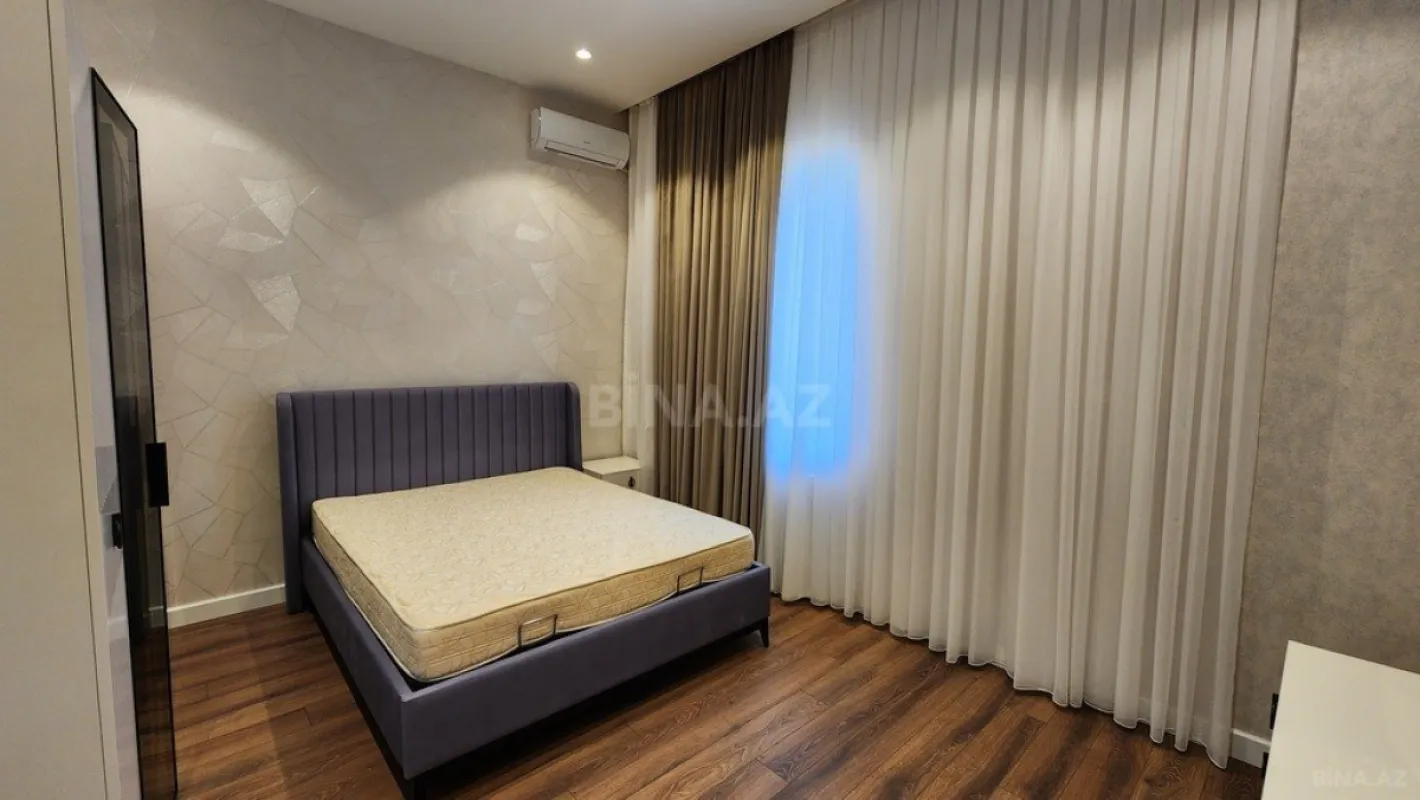 Kirayə verilir 5 otaqlı həyət evi 260 m²