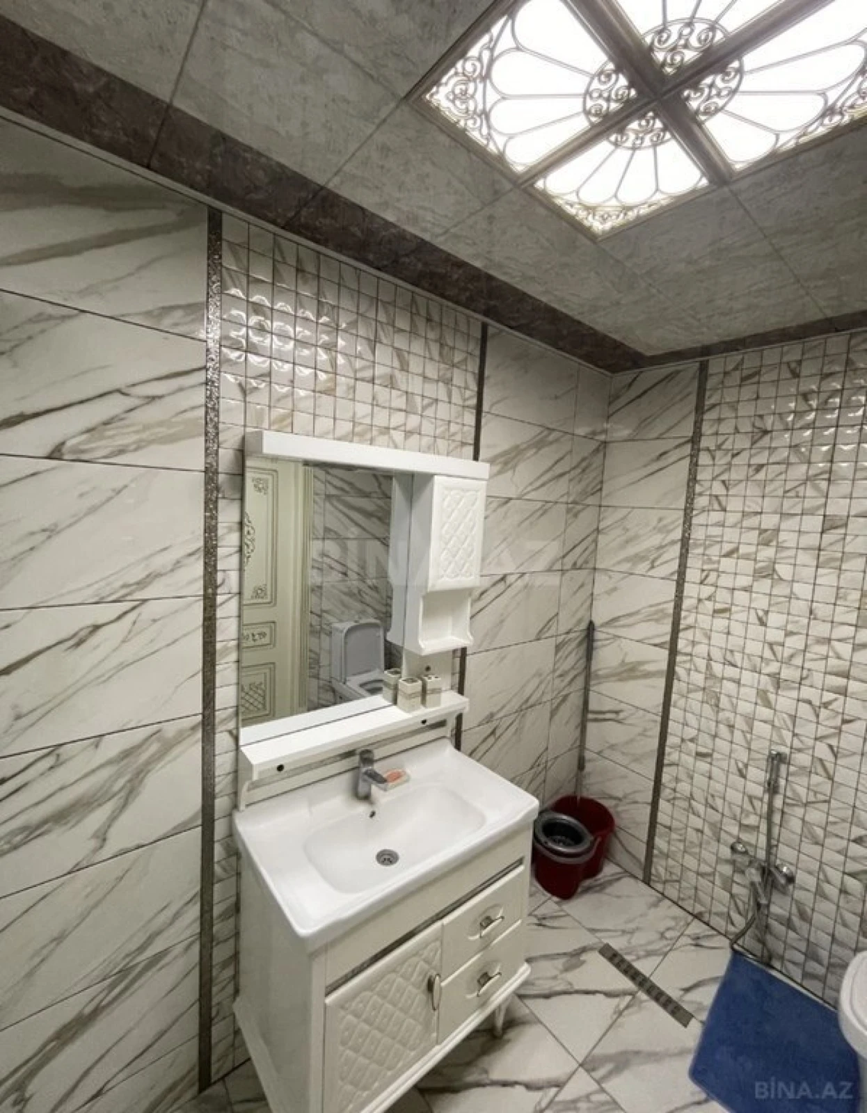 Kirayə verilir 3 otaqlı mənzil 96 m²