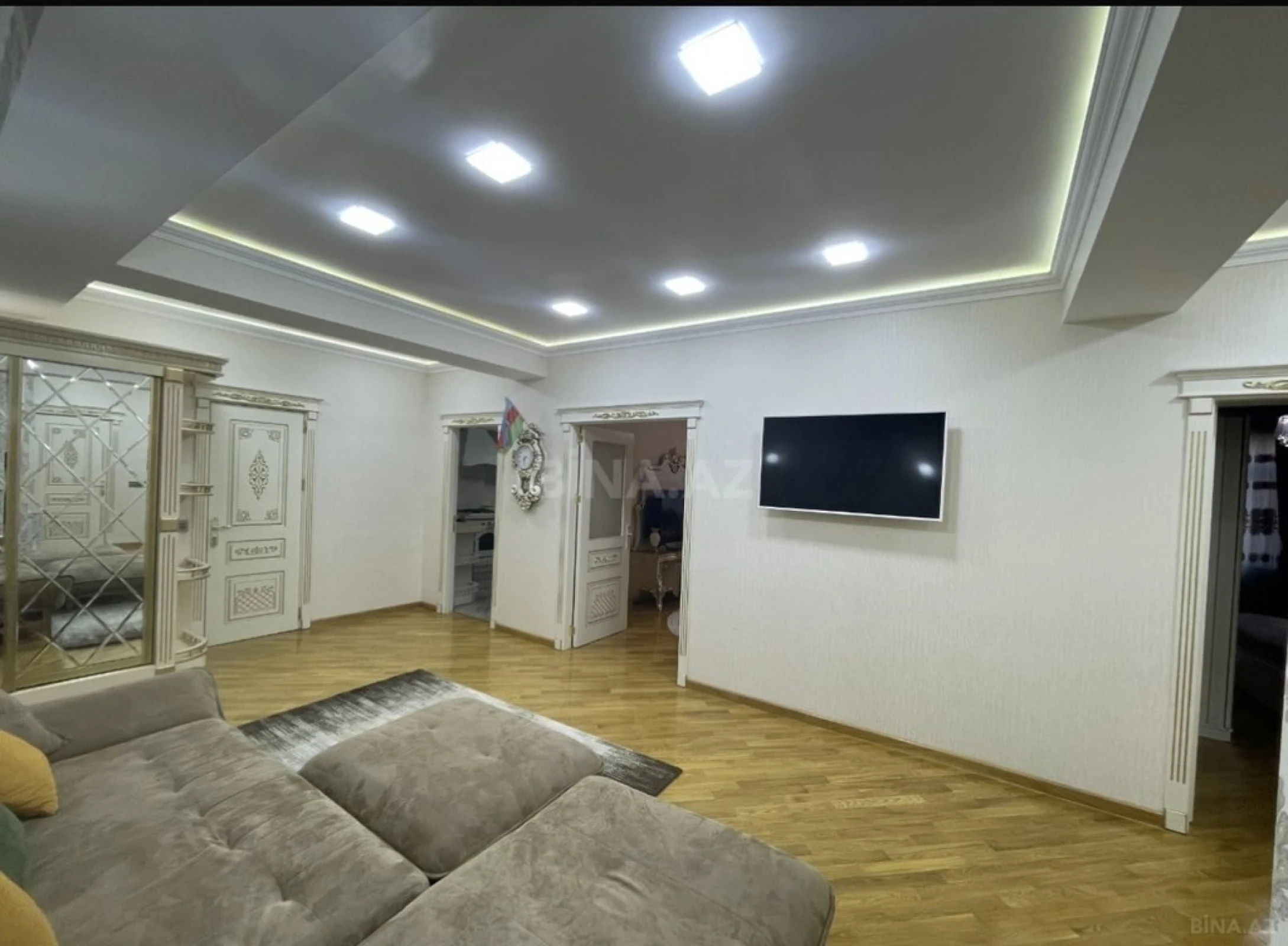 Kirayə verilir 3 otaqlı mənzil 96 m²