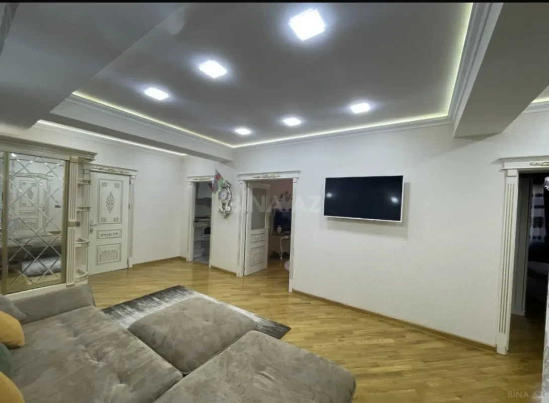 Kirayə verilir 3 otaqlı mənzil 96 m²