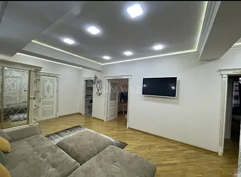 Kirayə verilir 3 otaqlı mənzil 96 m²