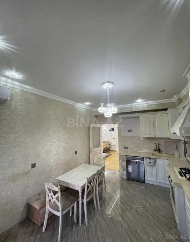 Kirayə verilir 3 otaqlı mənzil 96 m²