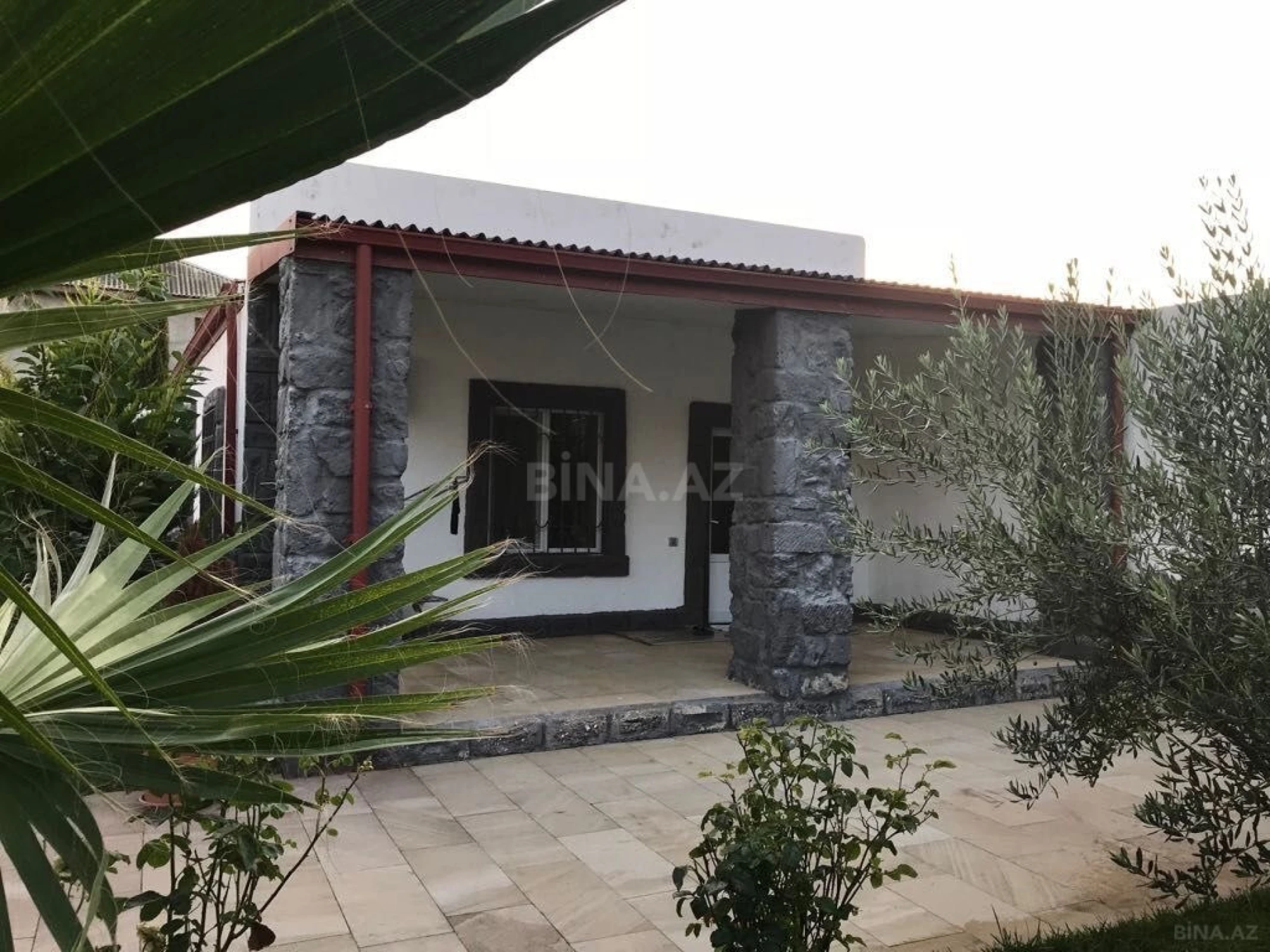 Kirayə verilir 4 otaqlı həyət evi 300 m²