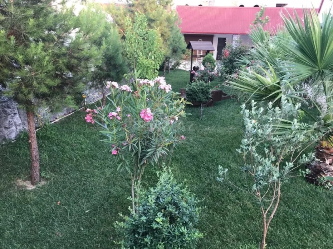 Kirayə verilir 4 otaqlı həyət evi 300 m²