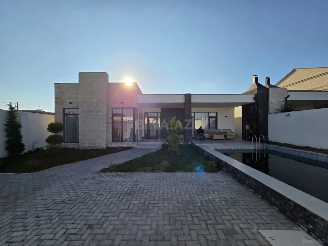 Kirayə verilir 5 otaqlı həyət evi 280 m²