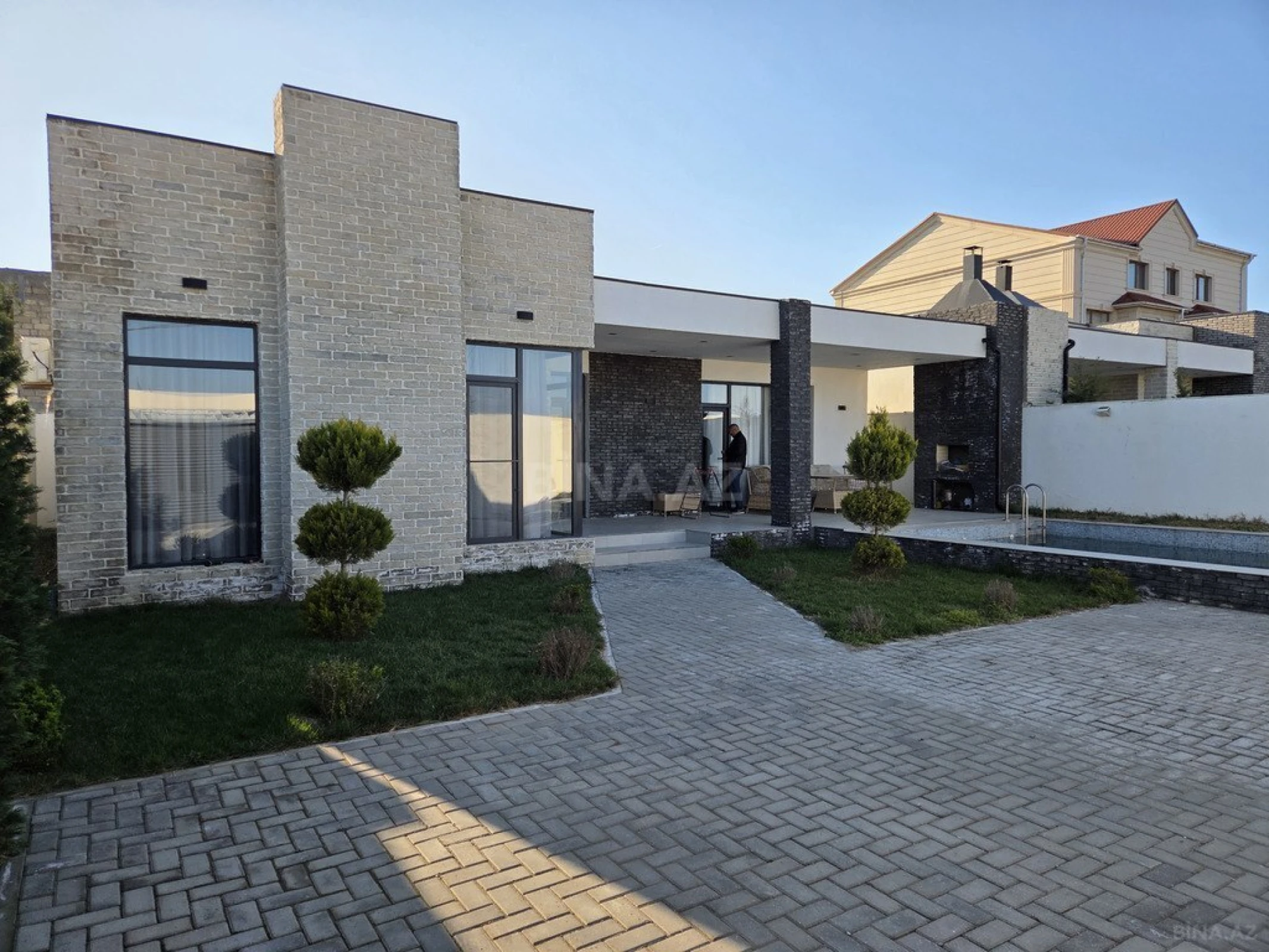 Kirayə verilir 5 otaqlı həyət evi 280 m²
