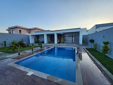 Kirayə verilir 4 otaqlı həyət evi 240 m²