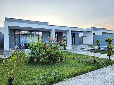 Kirayə verilir 4 otaqlı həyət evi 240 m² — Bakı, Şüvəlan 4 otaq 240.00 m²