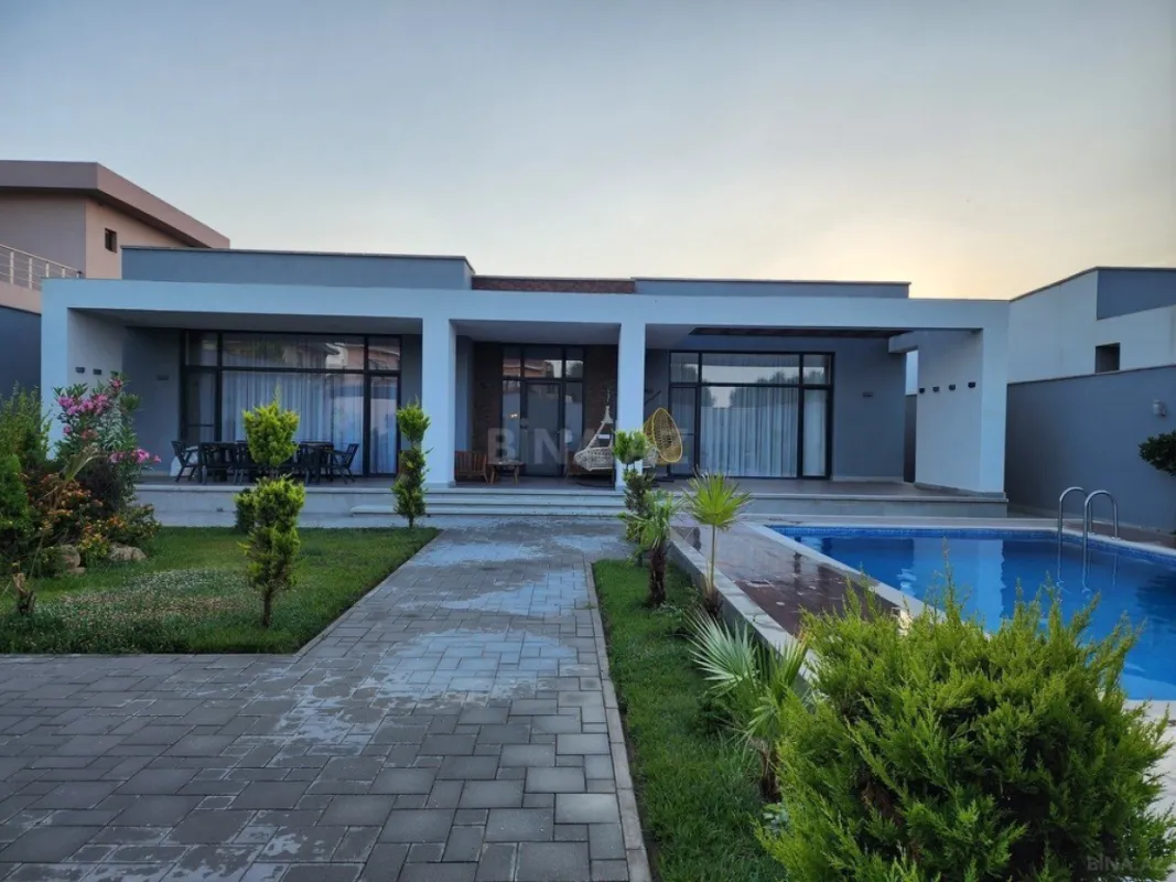 Kirayə verilir 4 otaqlı həyət evi 240 m²
