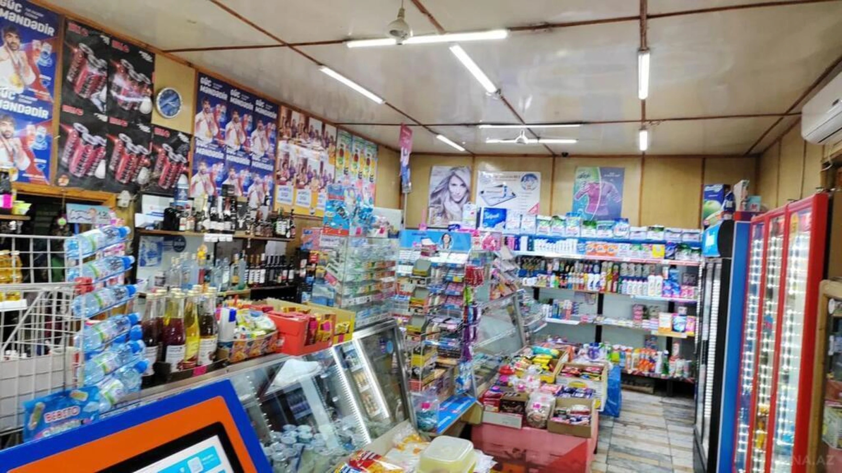 Satılır obyekt 160 m²