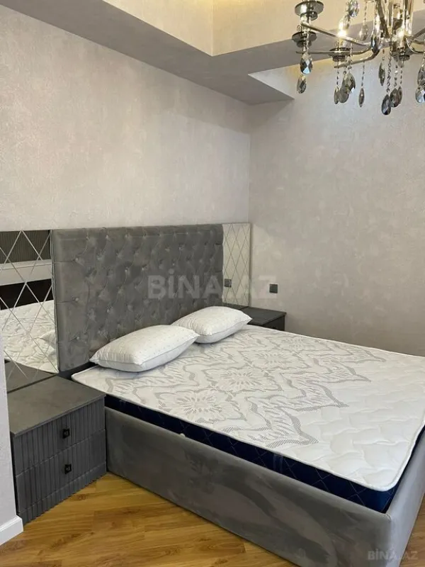 Satılır 2 otaqlı mənzil 96 m²