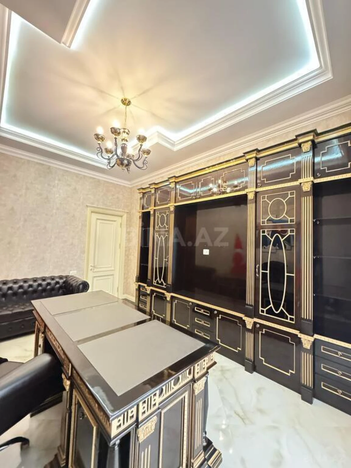 Satılır 7 otaqlı həyət evi 500 m²