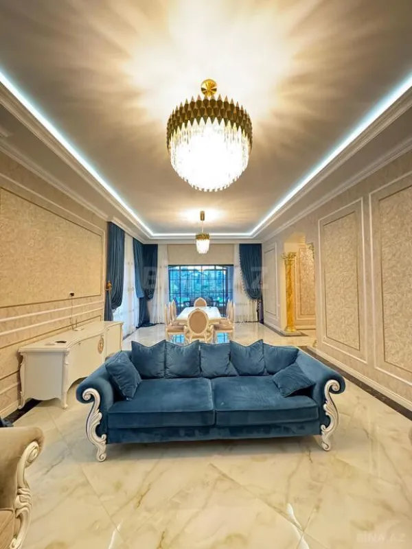 Satılır 7 otaqlı həyət evi 500 m²
